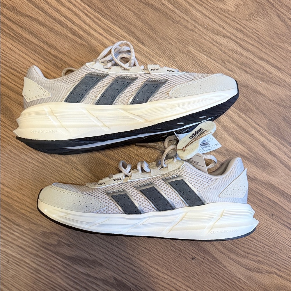 Adidas Cream and Gray Running Shoes